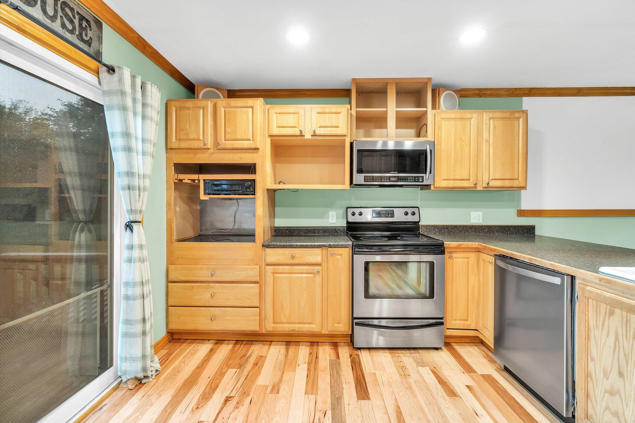 12700 Gates Road Cement City, MI 49233 - Photo 9 of 44 12700-Gates-Rd-WindowStill-Real-Estate-P
