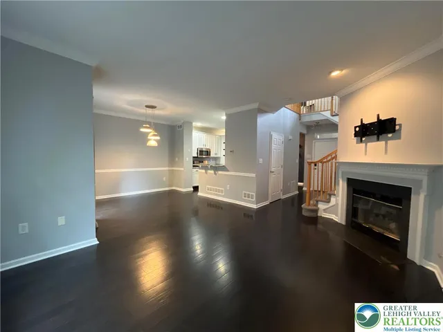 $2,600 | 4224 Creek Road, Allentown, PA 18104