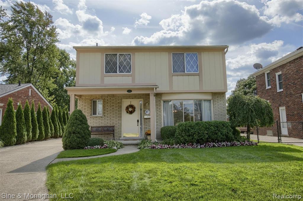 35 Vernier Road Grosse Pointe Shores, MI 48236 - Photo 33 of 38