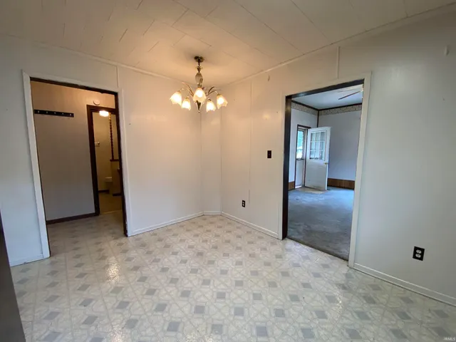 $89,900 | 708 South Meridian Street, Jasonville, IN 47438