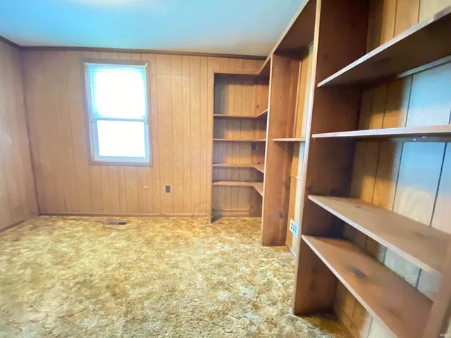 $89,900 | 708 South Meridian Street, Jasonville, IN 47438