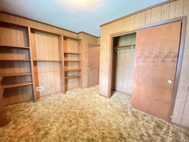 $89,900 | 708 South Meridian Street, Jasonville, IN 47438