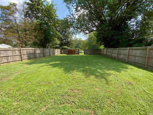 $89,900 | 708 South Meridian Street, Jasonville, IN 47438