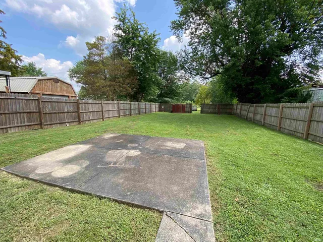 $89,900 | 708 South Meridian Street, Jasonville, IN 47438