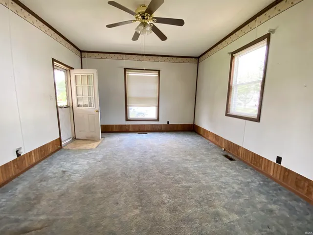 $89,900 | 708 South Meridian Street, Jasonville, IN 47438