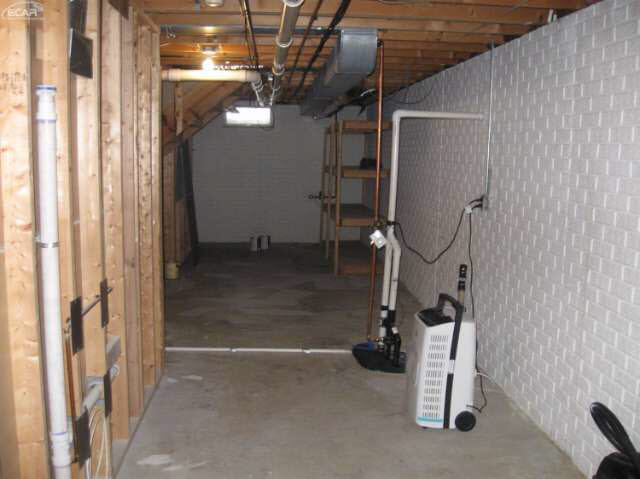 7469 Lennon Road Swartz Creek, MI 48473 - Photo 22 of 26 21166757-21.JPG