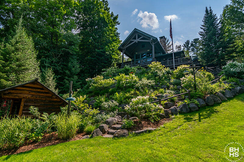 533 Hawk Ridge Road Tupper Lake, NY 12986 - Photo 4 of 101