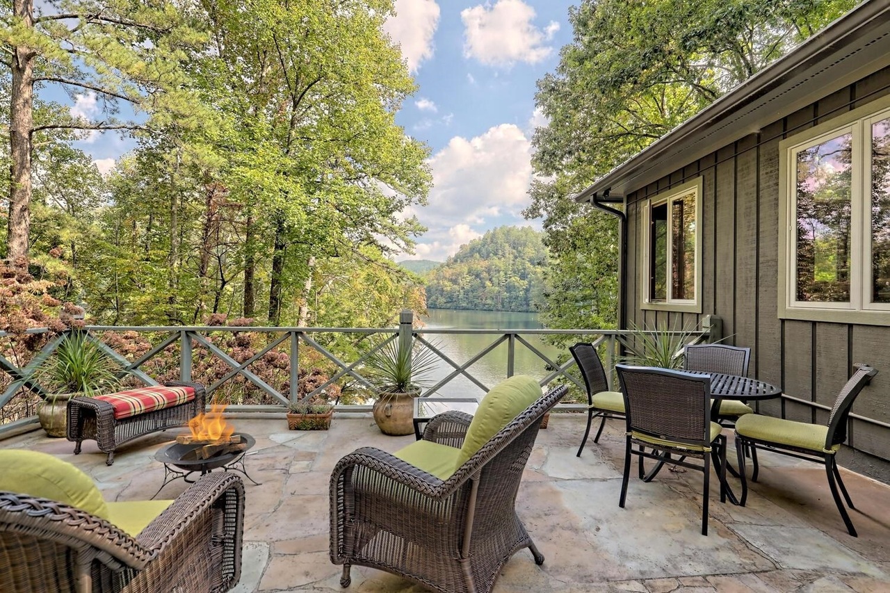 728 Oscar Rock Road Clayton, GA 30525 - Photo 16 of 40 a building outdoor space with patio furniture