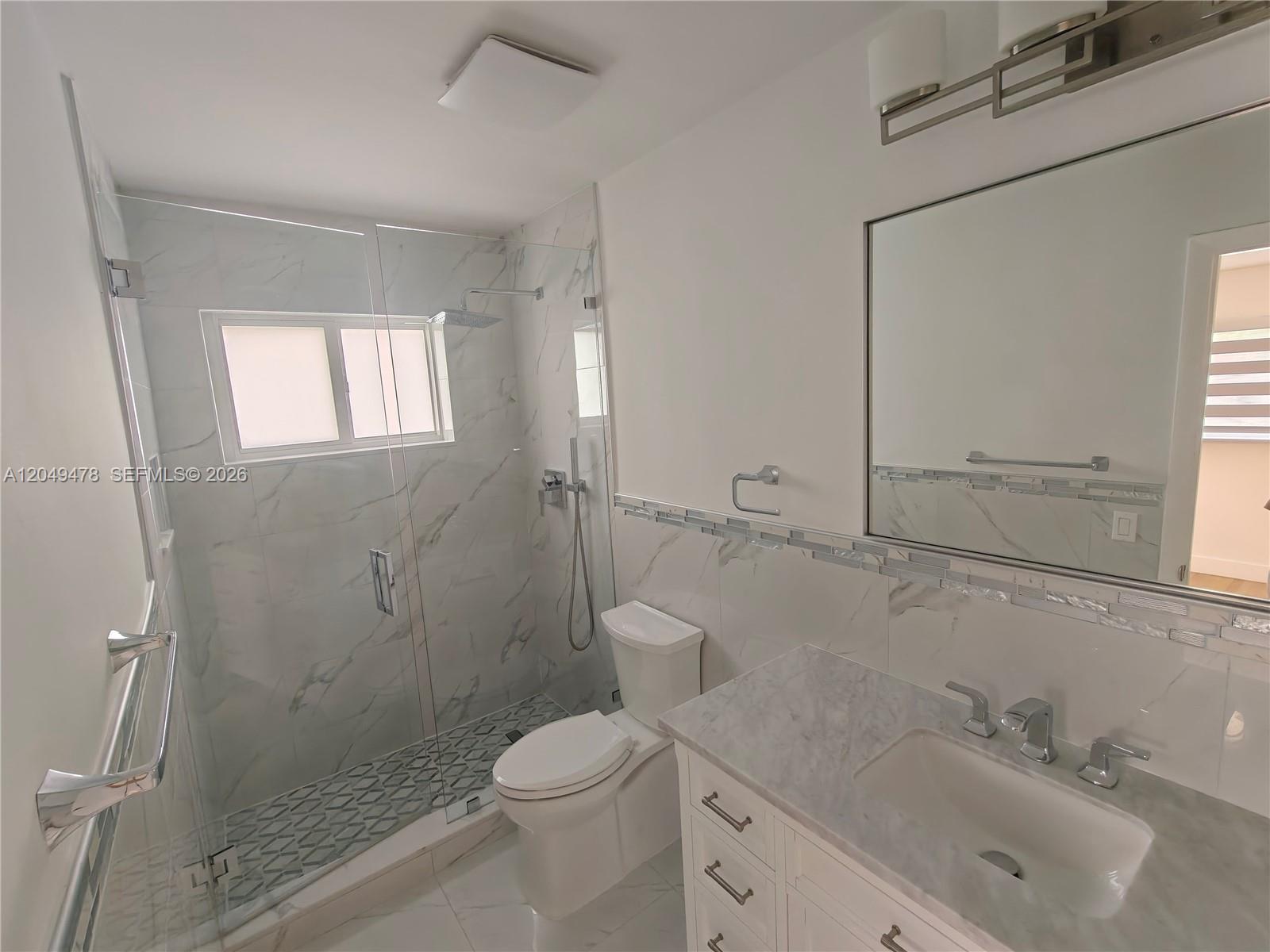 3410 Cleveland Street Hollywood, FL 33021 - Photo 13 of 24