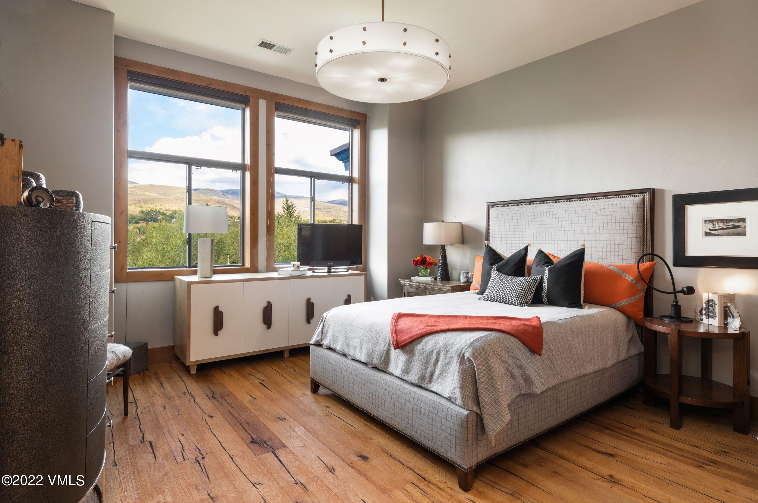 225 Main Street, Unit R401 Edwards, CO 81632 - Photo 6 of 13 riverwalk_opal_401_interior_bed02 Rezied