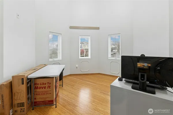 $536,960 | 1736 10th Avenue Northeast, Unit C213, Issaquah, WA 98029