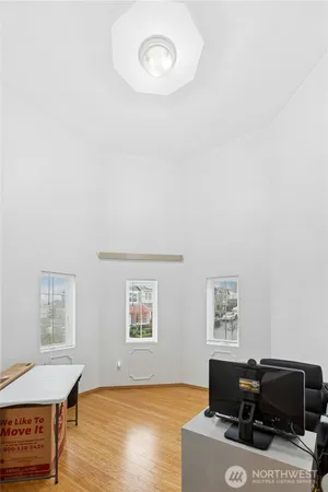 $536,960 | 1736 10th Avenue Northeast, Unit C213, Issaquah, WA 98029