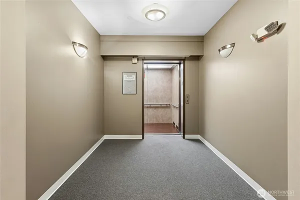 $536,960 | 1736 10th Avenue Northeast, Unit C213, Issaquah, WA 98029