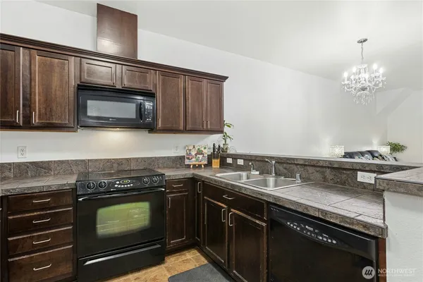 $536,960 | 1736 10th Avenue Northeast, Unit C213, Issaquah, WA 98029