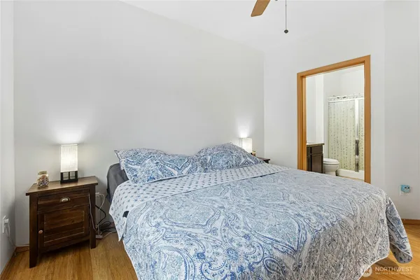 $536,960 | 1736 10th Avenue Northeast, Unit C213, Issaquah, WA 98029