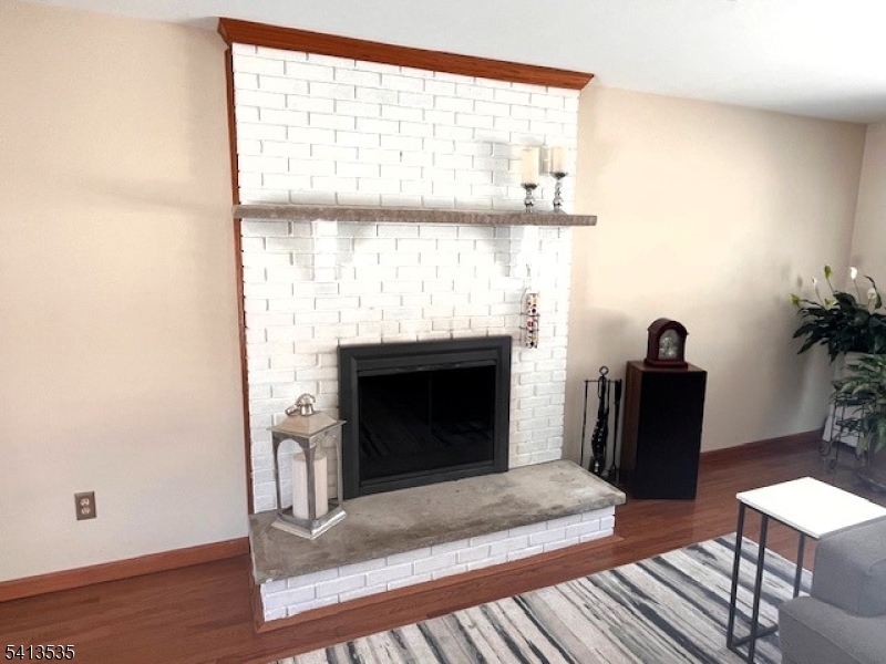 6 Pleasant Hill Road Succasunna, NJ 07876 - Photo 6 of 45