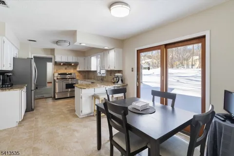 $719,000 | 6 Pleasant Hill Road, Succasunna, NJ 07876