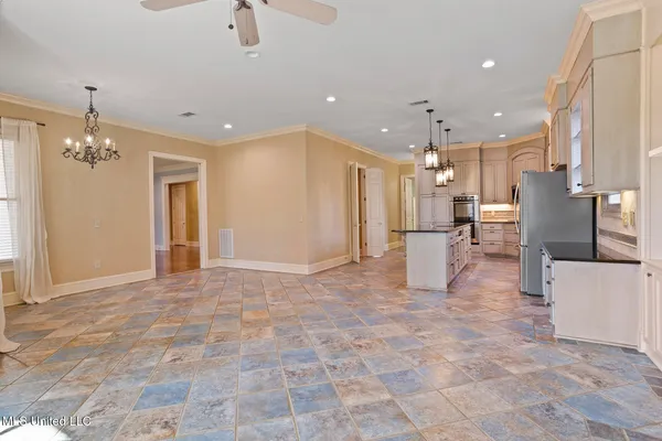 $672,000 | 806 Woodland Pine Street, Flowood, MS 39232