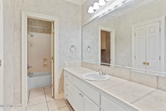 $694,000 | 806 Woodland Pine Street, Flowood, MS 39232