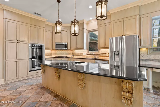 $694,000 | 806 Woodland Pine Street, Flowood, MS 39232