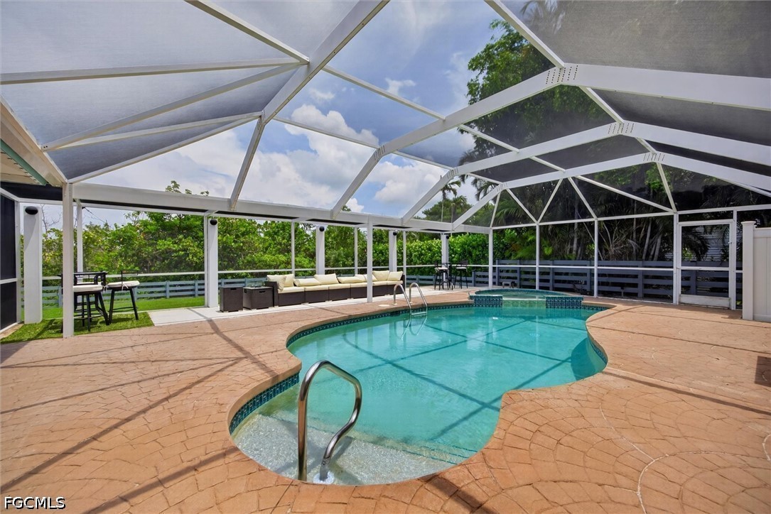 1477 Albatross Road Sanibel, FL 33957 - Photo 14 of 41 Gallery Image 14