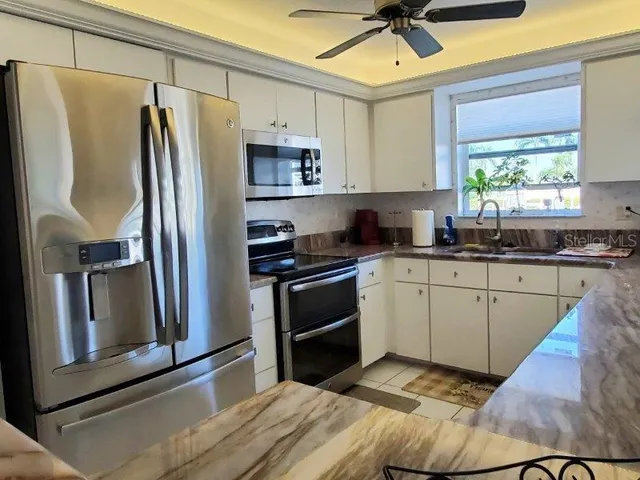 $4,000 | 130 Breakers Court, Unit 212, Punta Gorda, FL 33950