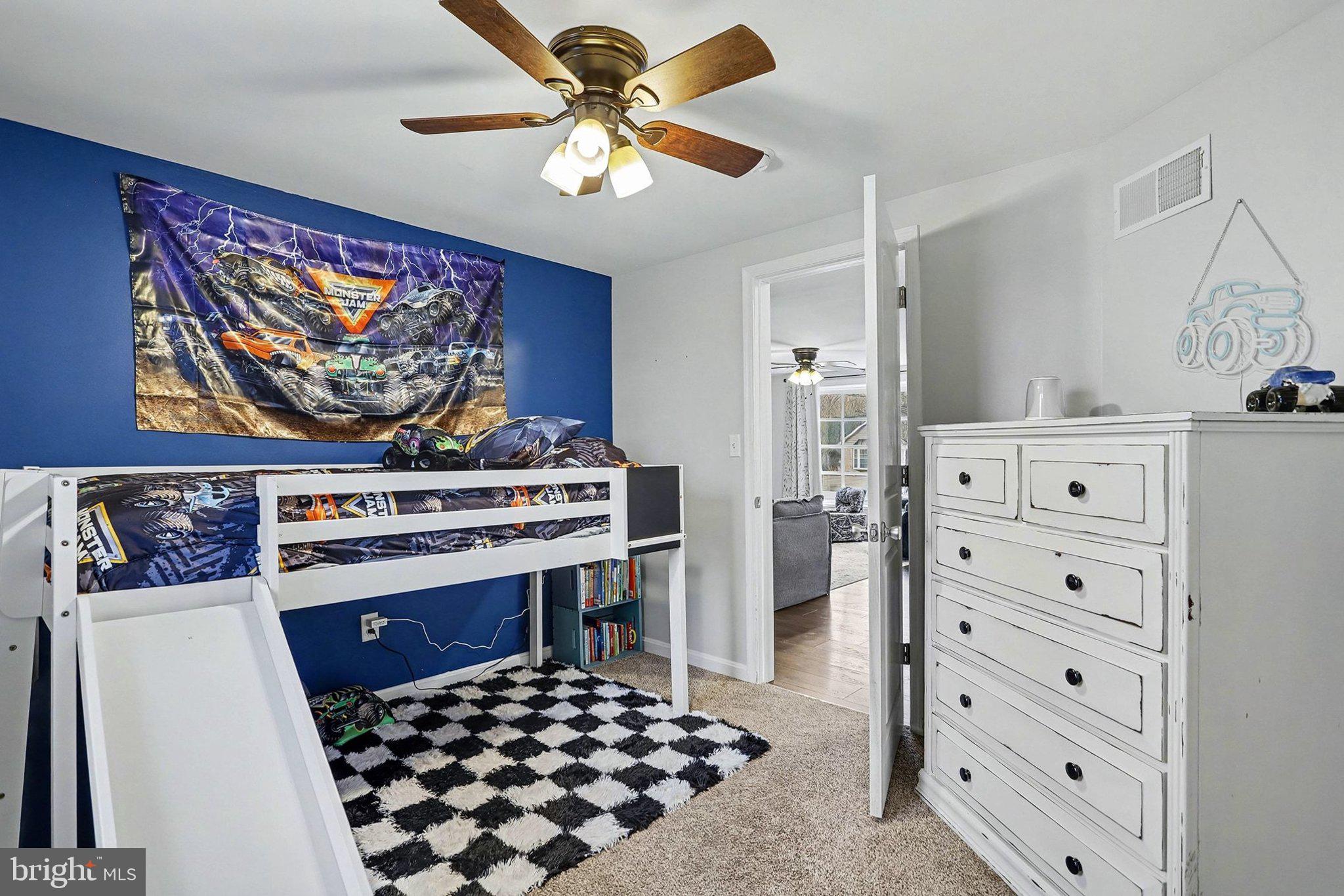 774 Fairview Drive Hanover, PA 17331 - Photo 15 of 32 a kitchen with a stove a refrigerator and a stove