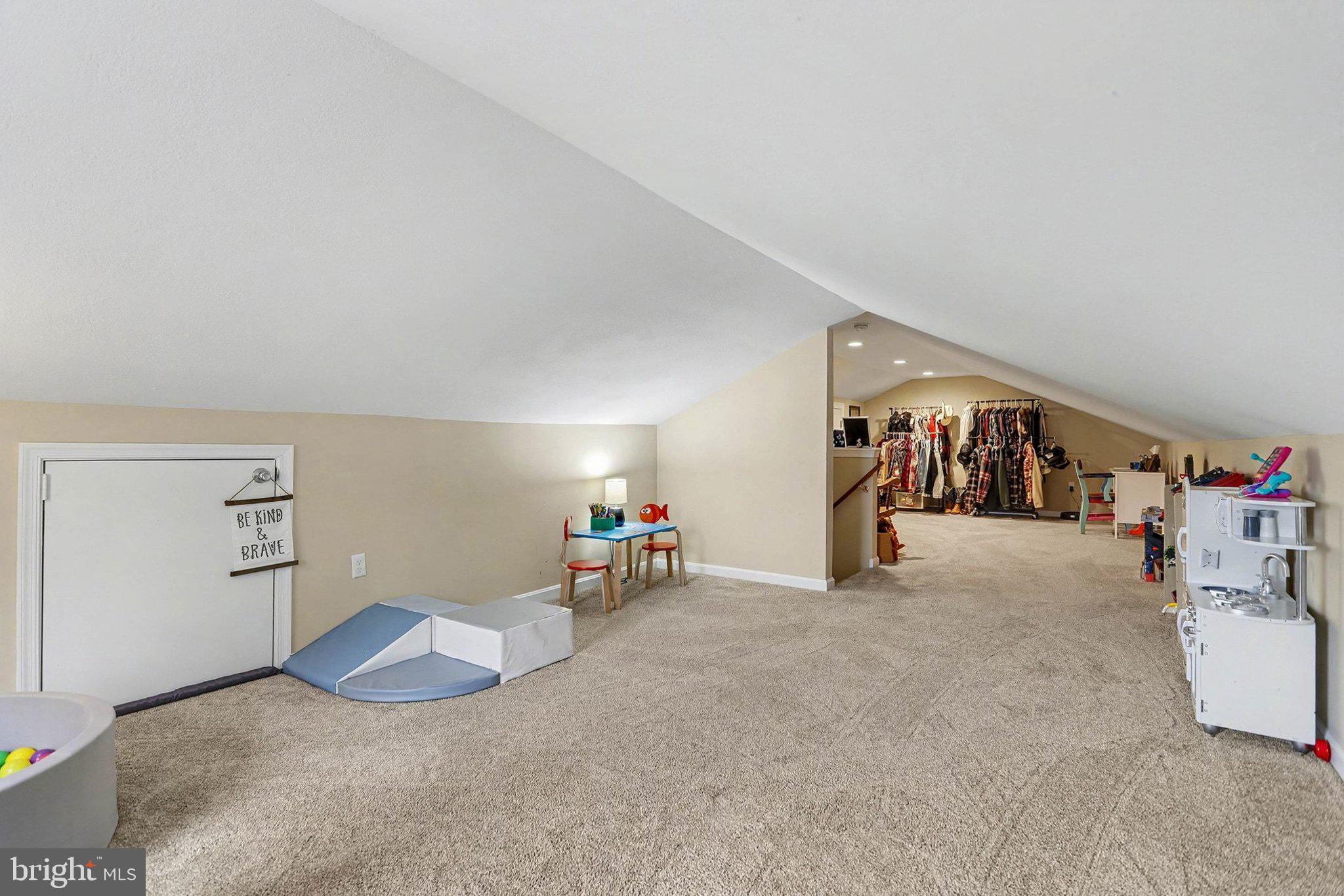 774 Fairview Drive Hanover, PA 17331 - Photo 24 of 32 a view of a livingroom with furniture