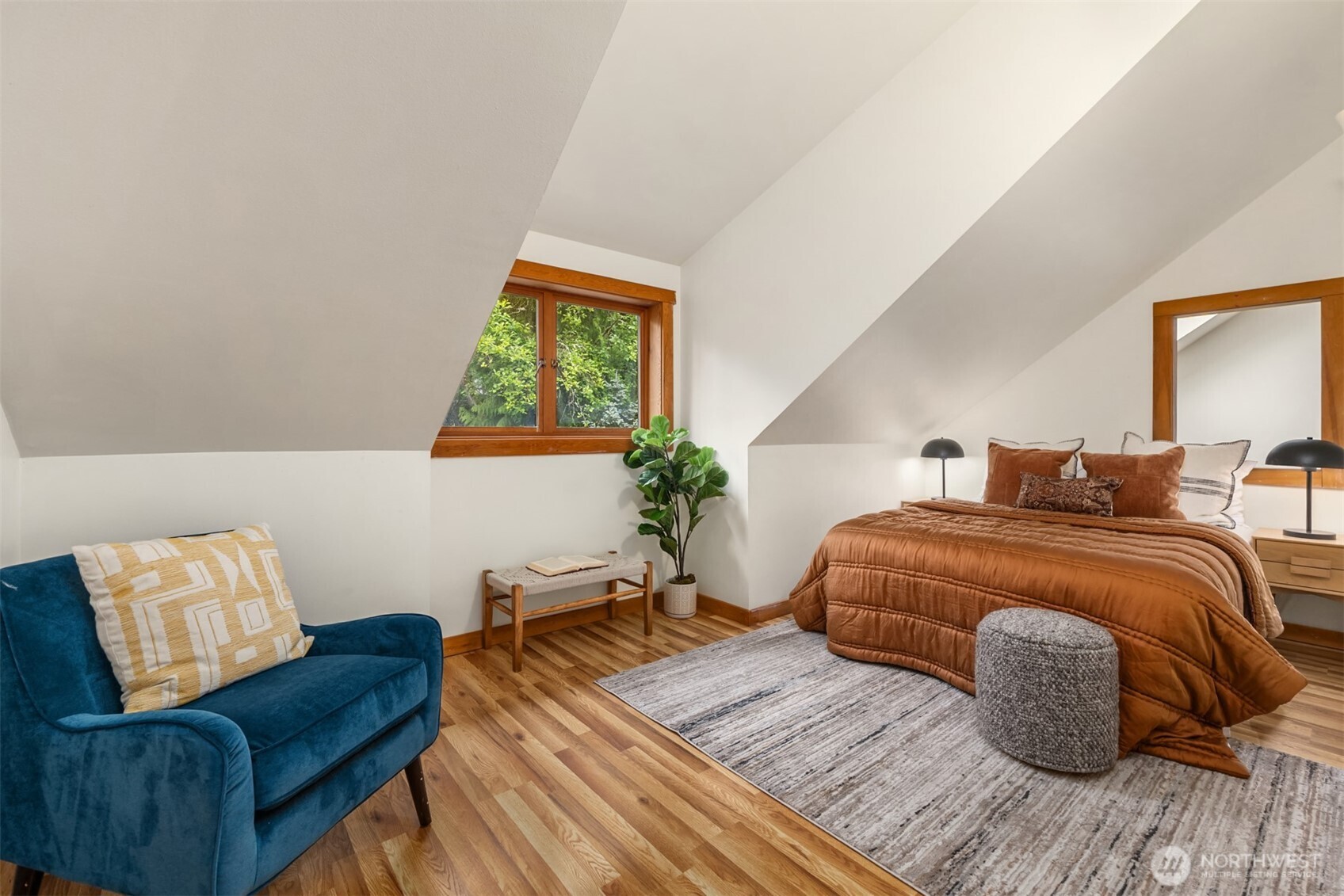 9641 Mandus Olson Road Northeast Bainbridge Island, WA 98110 - Photo 13 of 28