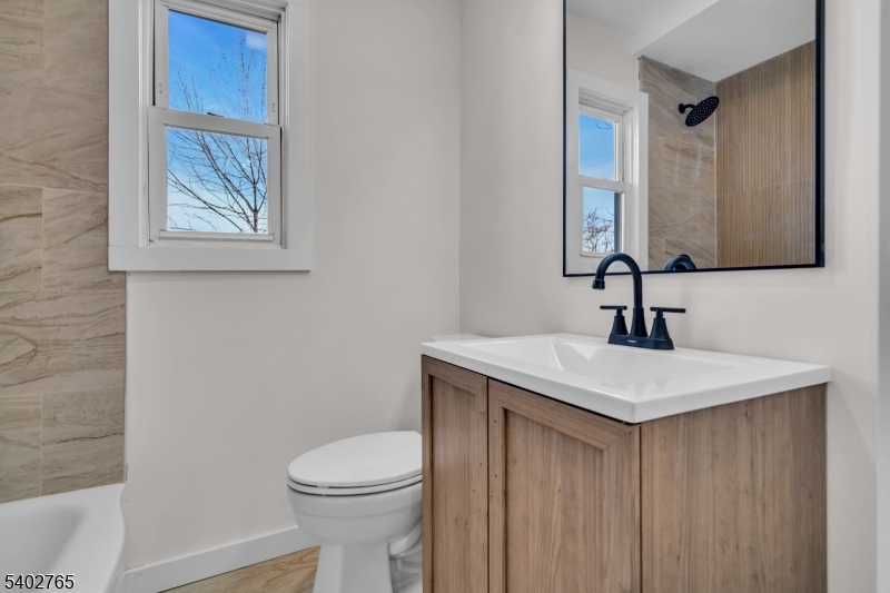 1663 Columbus Place Rahway, NJ 07065 - Photo 19 of 25