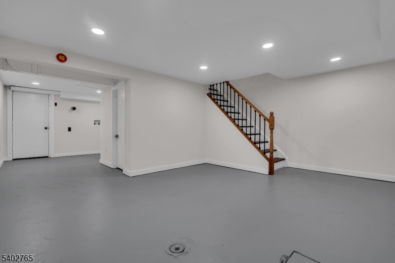 1663 Columbus Place Rahway, NJ 07065 - Photo 20 of 25