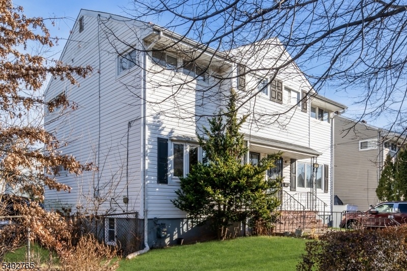 1663 Columbus Place Rahway, NJ 07065 - Photo 2 of 25