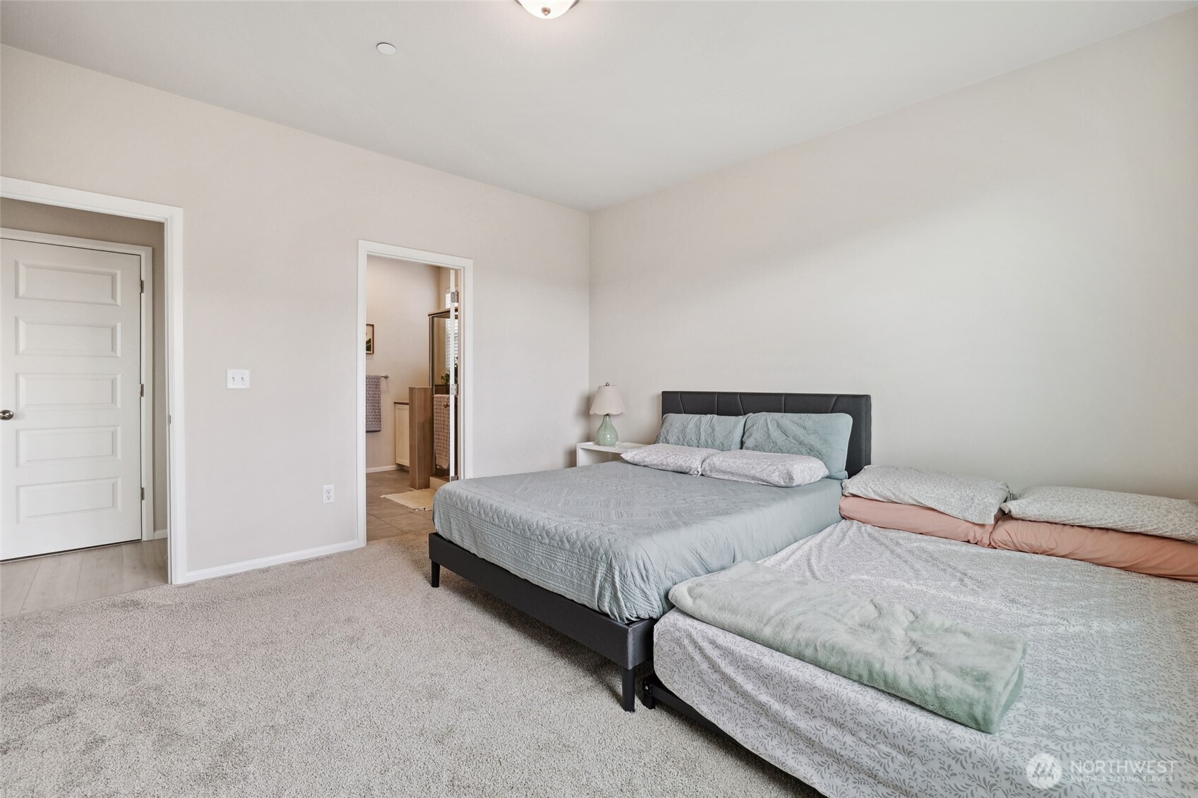 1020 Panoramic Loop Bremerton, WA 98312 - Photo 13 of 31