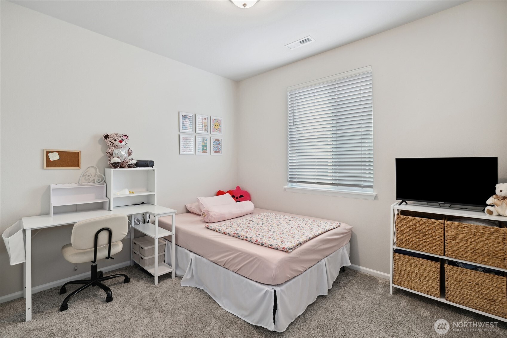 1020 Panoramic Loop Bremerton, WA 98312 - Photo 16 of 31