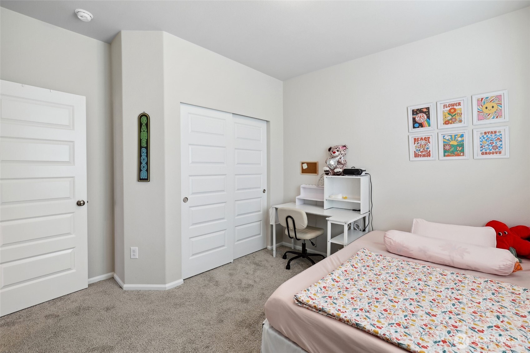 1020 Panoramic Loop Bremerton, WA 98312 - Photo 17 of 31