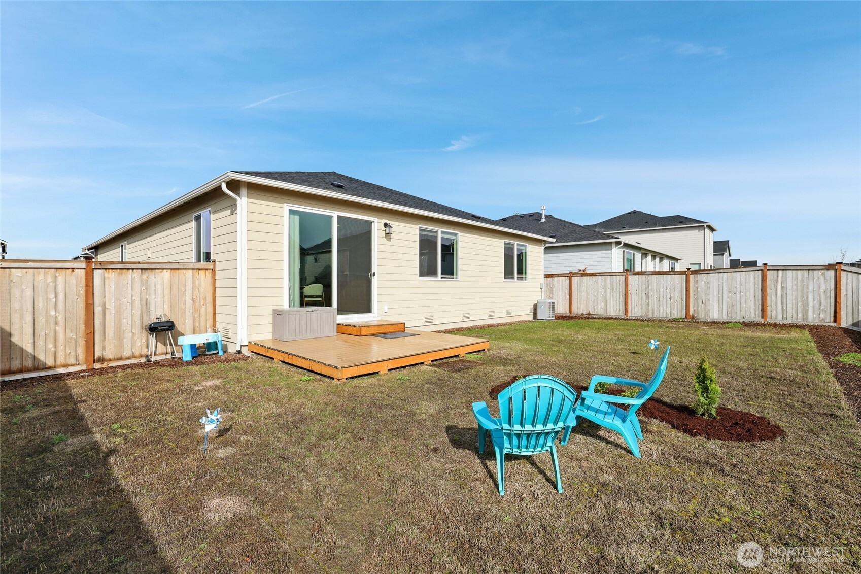 1020 Panoramic Loop Bremerton, WA 98312 - Photo 25 of 31