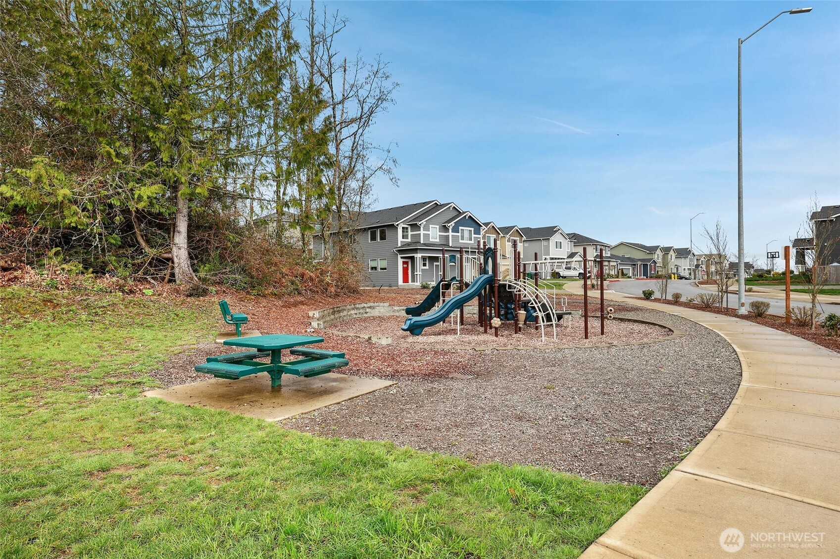 1020 Panoramic Loop Bremerton, WA 98312 - Photo 28 of 31