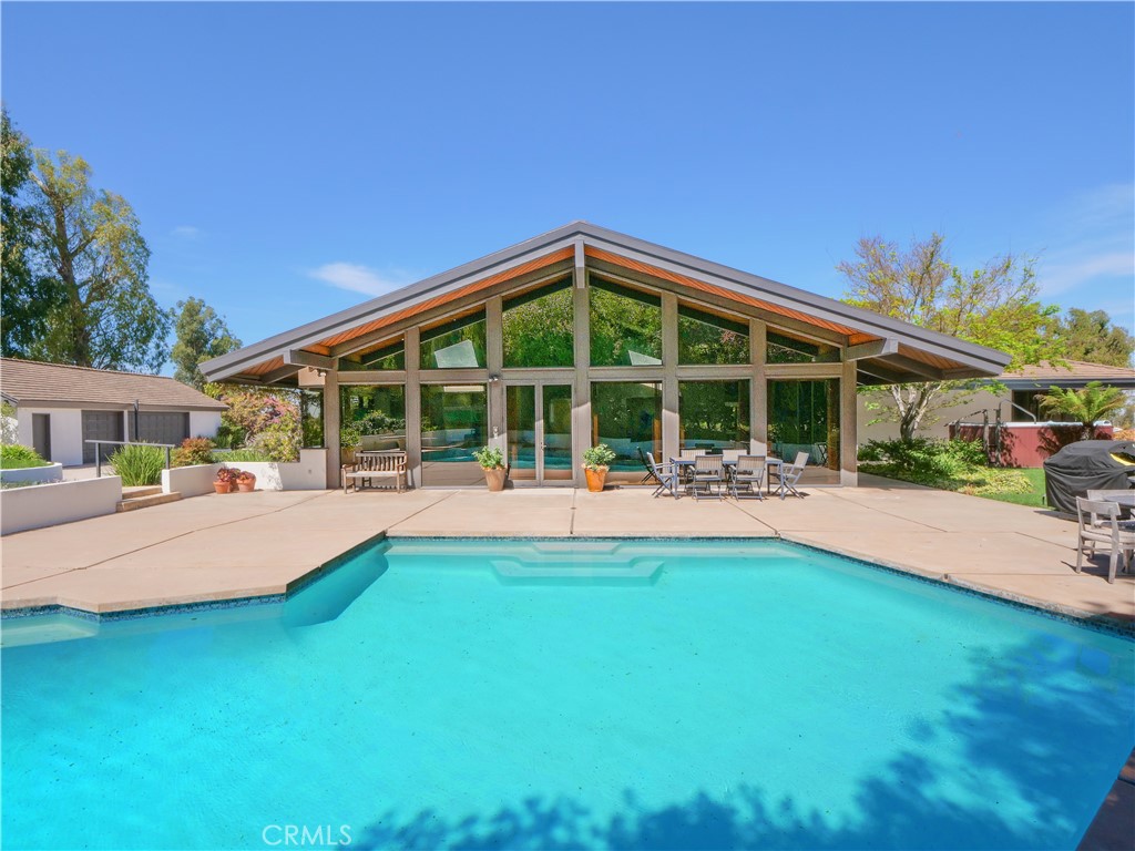 57 Saddleback Road Rolling Hills, CA 90274 - Photo 28 of 38