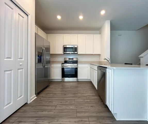 $1,800 | 14435 Northwest 164th Road, Alachua, FL 32615