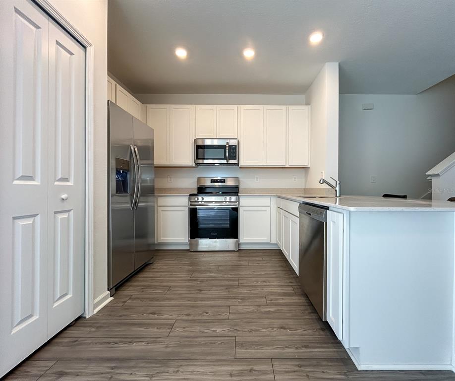 14435 Northwest 164th Road Alachua, FL 32615 - Photo 6 of 35