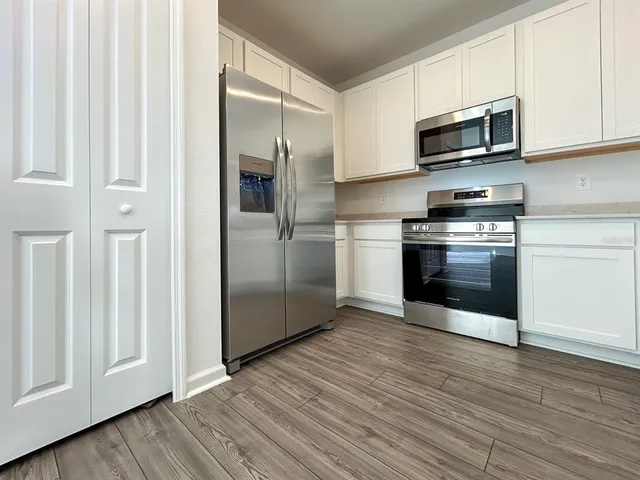 $1,800 | 14435 Northwest 164th Road, Alachua, FL 32615