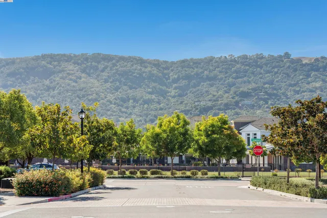 $1,868,888 | 1360 Brookline Loop, Pleasanton, CA 94566