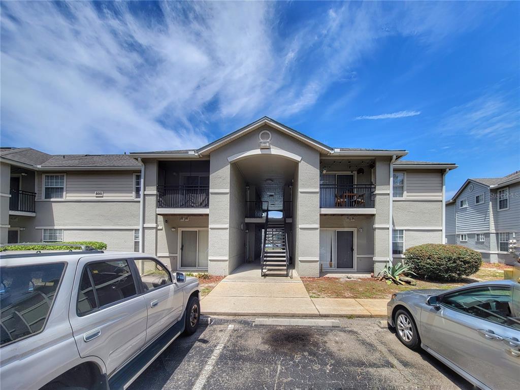 3705 Southwest 27th Street, Unit 818 Gainesville, FL 32608 - Photo 4 of 45