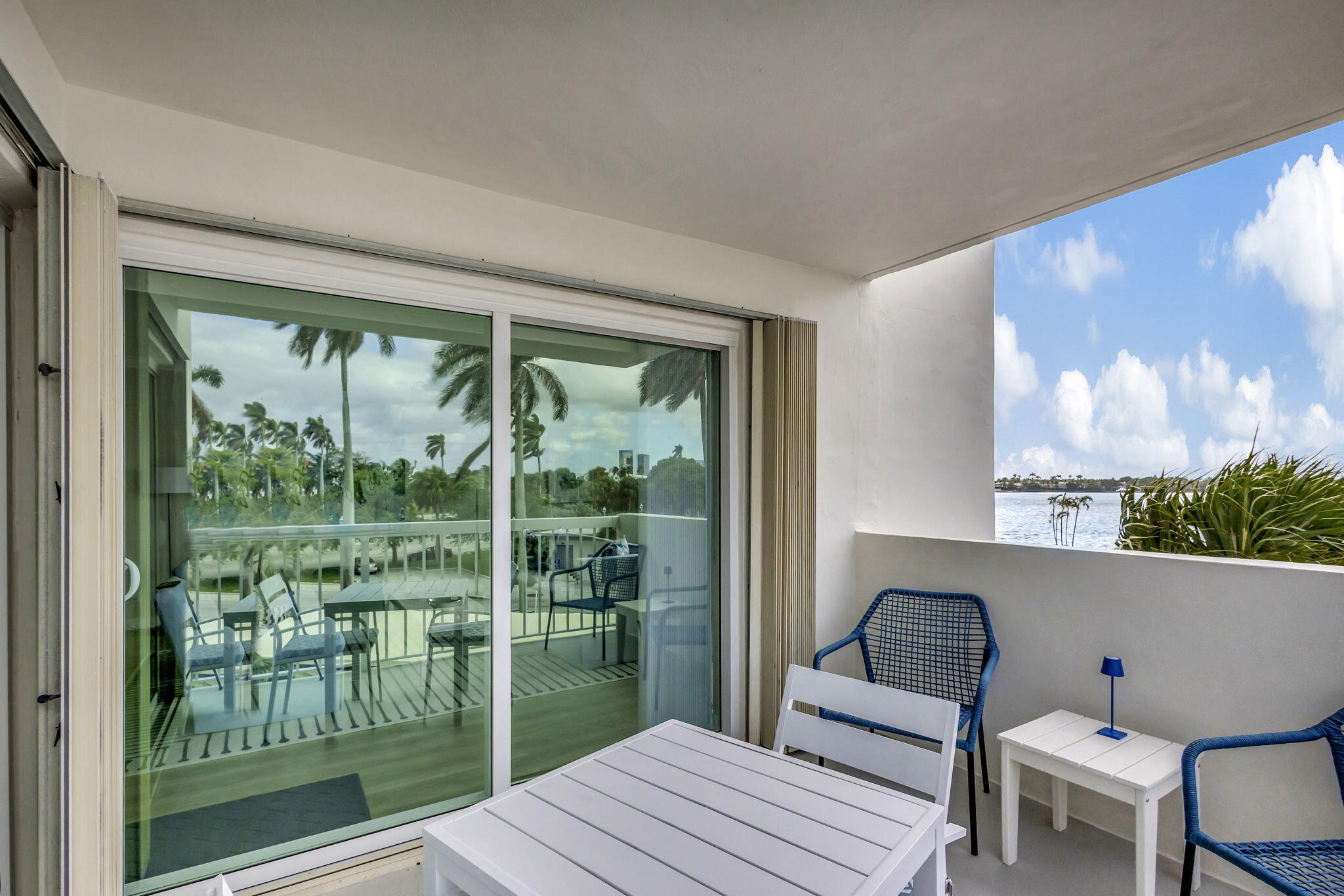 2600 North Flagler Drive, Unit 310 West Palm Beach, FL 33407 - Photo 29 of 42 a room with furniture and a window