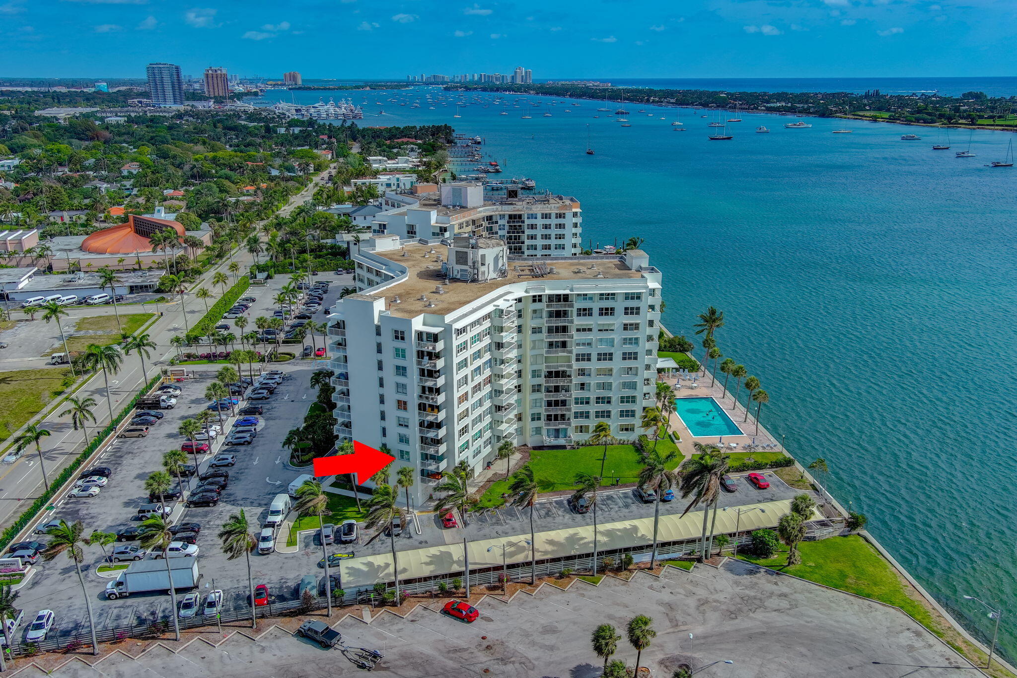 2600 North Flagler Drive, Unit 310 West Palm Beach, FL 33407 - Photo 38 of 42 a view of a city and a terrace