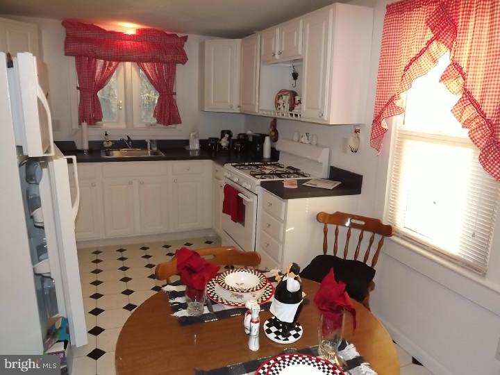 174 County House Road Mount Royal, NJ 08061 - Photo 6 of 10
