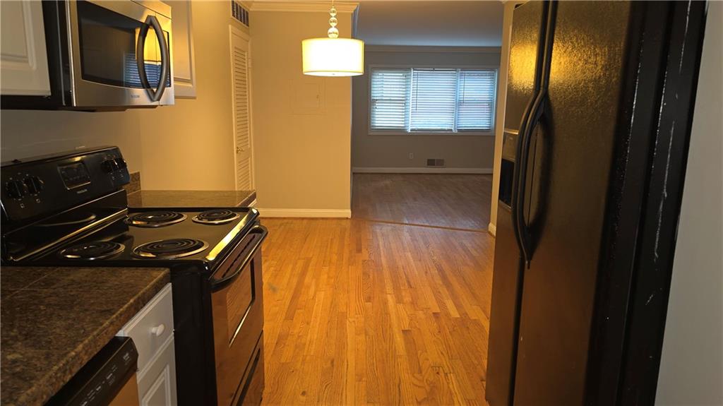 3668 Kingsboro Road Northeast, Unit 5 Atlanta, GA 30319 - Photo 20 of 22 Gallery Image 20