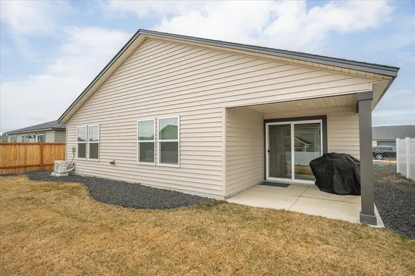 $385,000 | 1808 East Boskoop Street, Deer Park, WA 99006