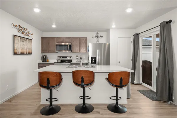 $385,000 | 1808 East Boskoop Street, Deer Park, WA 99006
