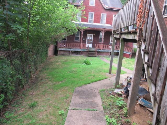 1009 Chartiers Avenue McKees Rocks, PA 15136 - Photo 14 of 21
